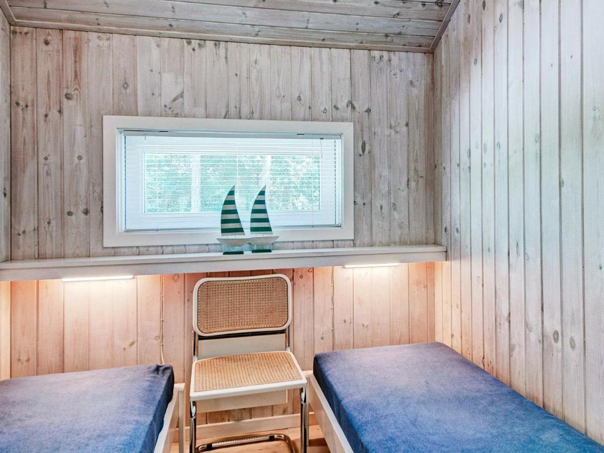 8 Person Holiday Home In Nex Vester Somarken Екстериор снимка