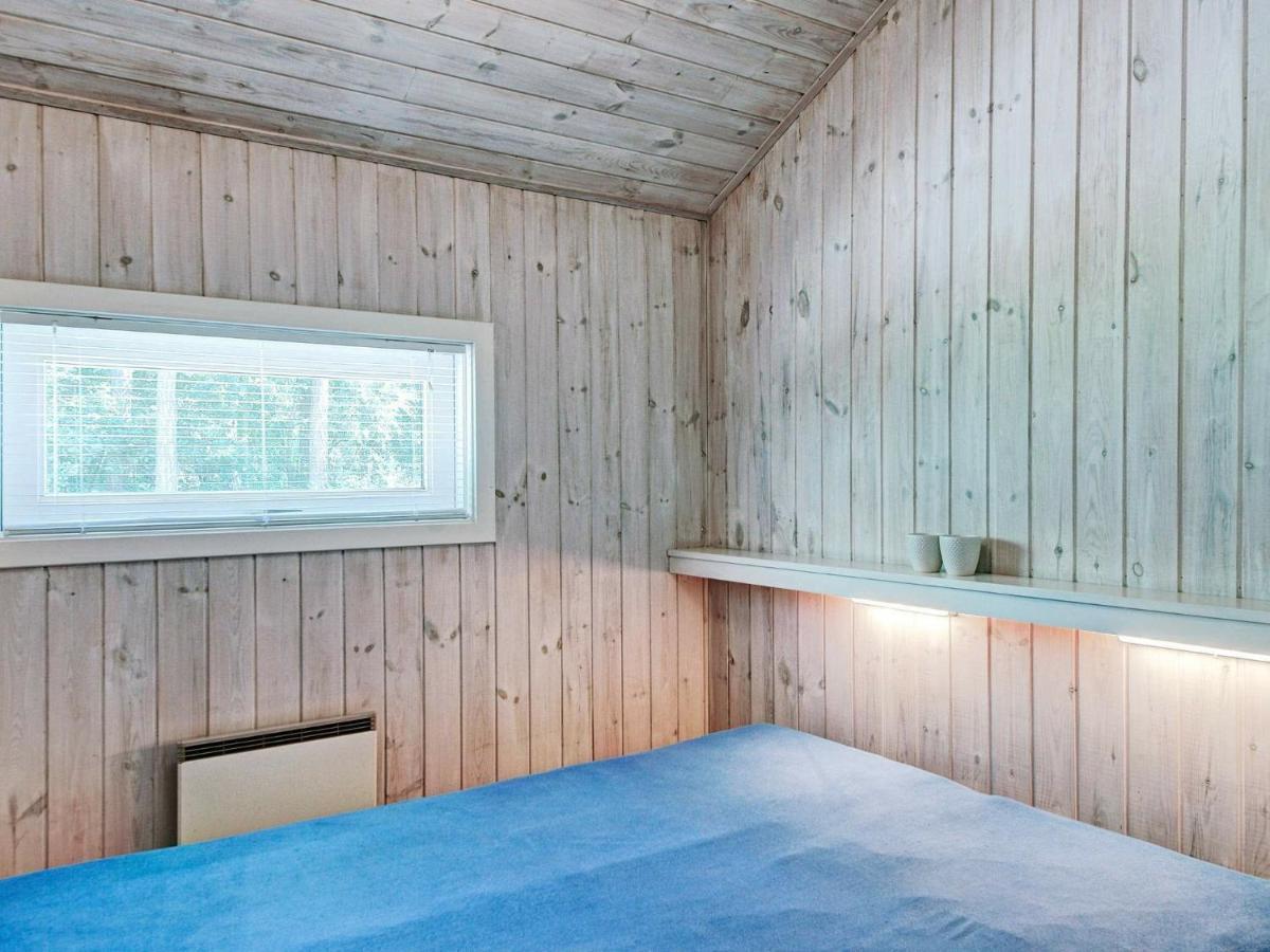 8 Person Holiday Home In Nex Vester Somarken Екстериор снимка